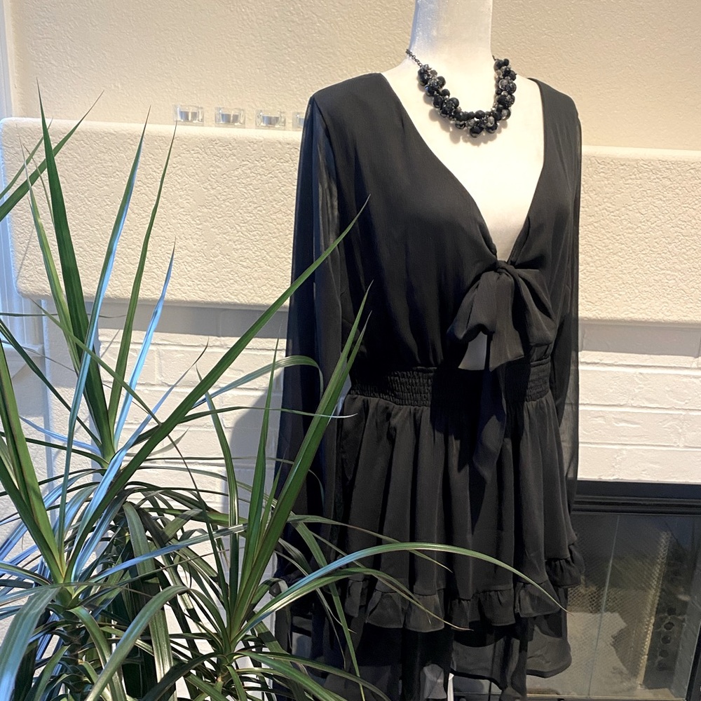 Chiffon Ruffle V Neck Black Mini Dress